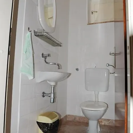 - Diklo 5880e Zadar