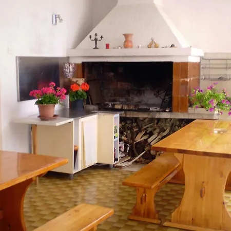 - Diklo 5880e Διαμέρισμα Ζαντάρ