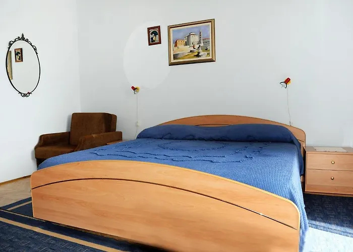 - Diklo 5880e Διαμέρισμα *